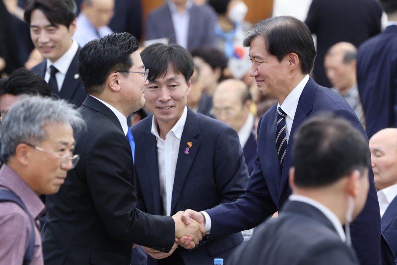 野, 尹광복절 경축사에 "국민 편가르기...일본 사과 요구 없어"