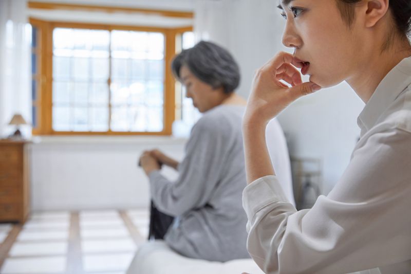 5개월 쌍둥이 엄마 “집에 온 시부모, 밥상 안 차려줬다고..