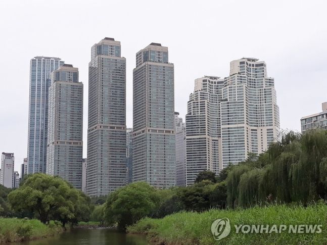 '부의 상징' 강남 타워팰리스 39층서 무슨 일이…수십명 대피