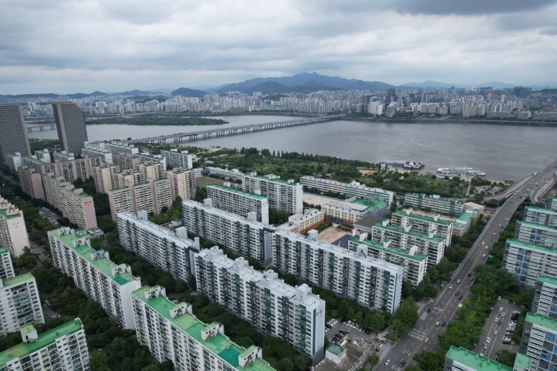 '부동산 불패 신화' 이젠 여기로 갔다...토허제가 우습다는 이 동네