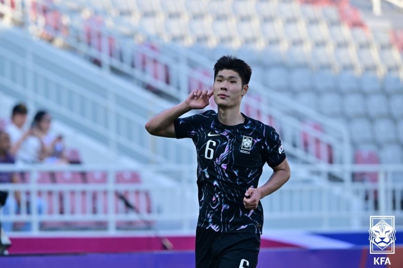 한국 축구 또 다른 원톱 후보 자란다 … 192cm 이영준, 42초 만에 스위스 리그 데뷔골