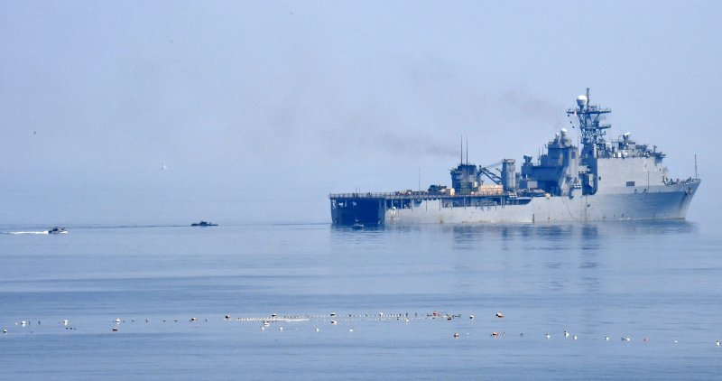 25일 한·미 해병대 2024년 쌍룡훈련에 참가한 USS 하퍼스 페리함이 경북 포항시 남구 도구해안에서 미 해병대 ACV(신형상륙전투차량) 탑재 훈련을 하고 있다. 한·미해병대는 26일부터 9월 7일까지 포항 일대에서 연합 상륙훈련 등을 실시한다. 사진=뉴스1