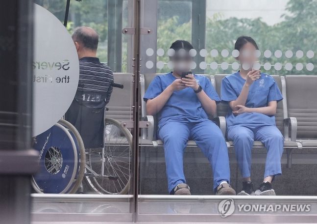 전공의 이어 간호사마저…"파업한다"