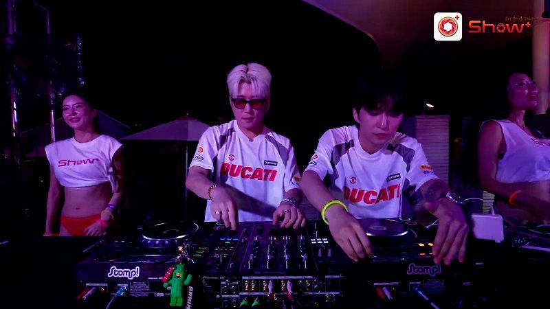 신리주식회사, 쇼플러스앱서 DJ 경연대회 '데쓰매치' 성료 - 뉴스 썸네일 이미지