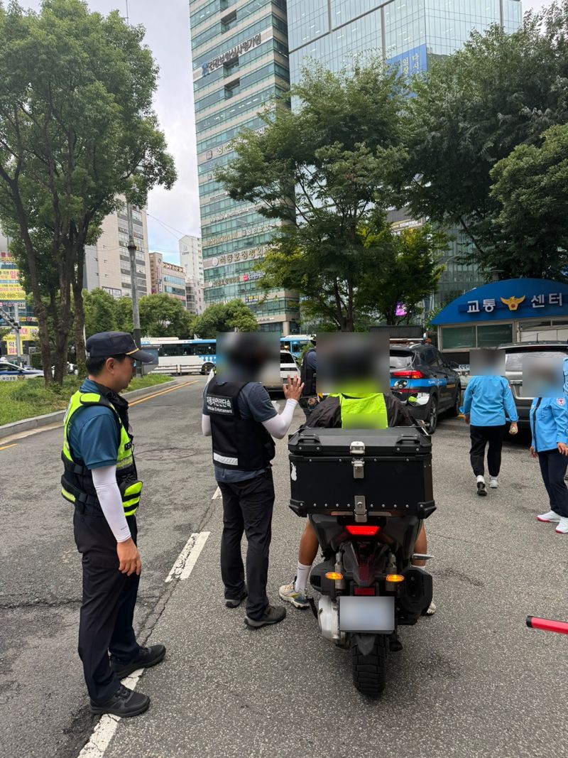 부산경찰청·교통안전공단, 이륜차 광역단속 실시