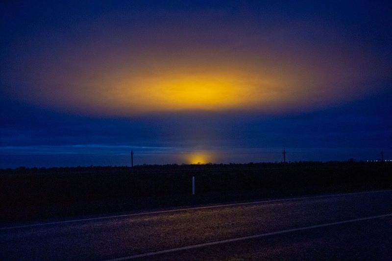 "하늘에 뜬 거대한 타원의 노란 불빛..혹시 UFO?" [시로와 탄의 '내차타고 세계여행' 365일 <28>] 악타우-트빌리시