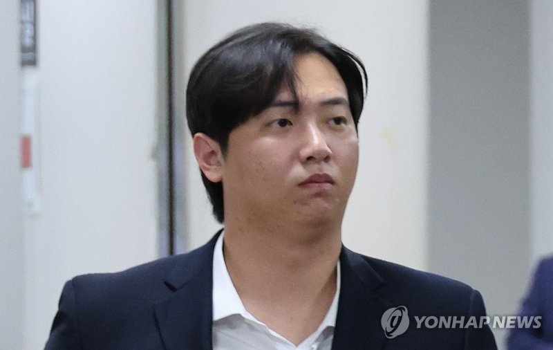 '연락 않겠다' 합의 어긴 임혜동...김하성에 8억 줘야