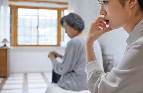 "시부모와 연 끊을래"…남편 사별 후 이혼하는 日 여성들 [어떻게 생각하세요]