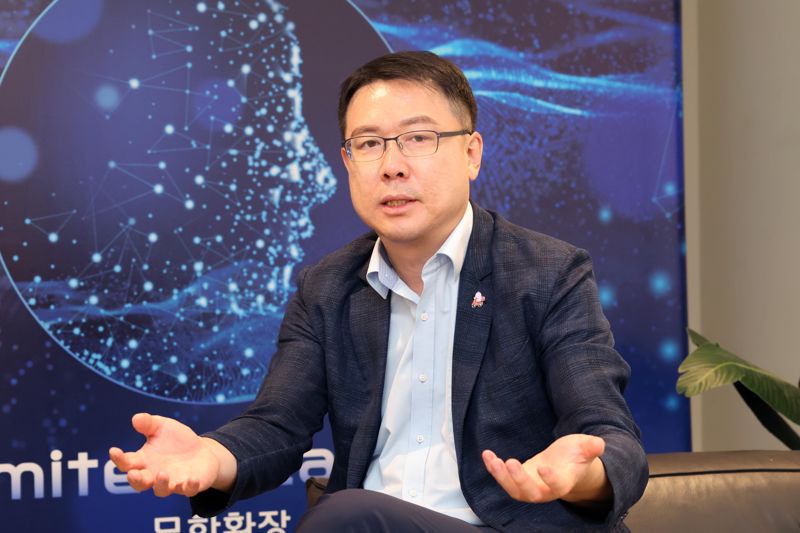 신한은행 김준환 디지털혁신단장 "AI자산관리도 신한은행... 'AI투자메이트' 내년 상반기 나온다"