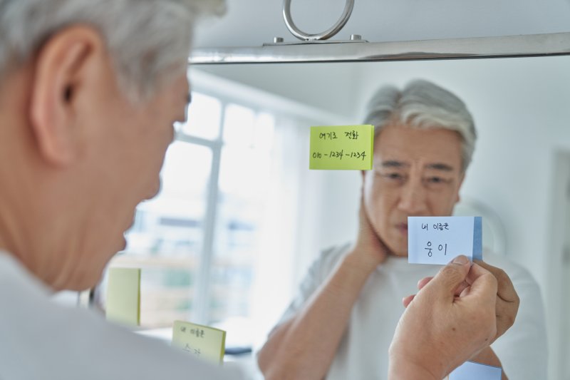 노년층 단백질 섭취할수록 '알츠하이머' 예방 도움