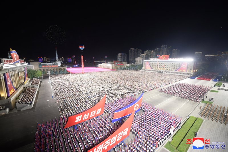 북한 정권수립(9ㆍ9절) 76주년 경축집회 및 야회가 8일 김일성광장에서 진행되었다고 조선중앙통신이 9일 보도했다. 사진=조선중앙통신 캡처