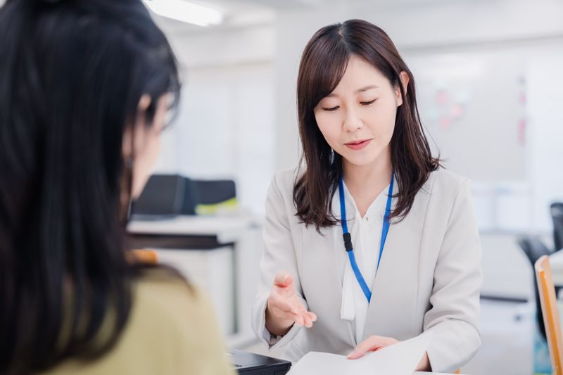 “은행원인 저 보고 '신혼대출' 받으라는 남친 부모님” [어떻게 생각하세요]