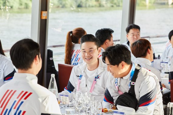 배동현 선수단장, 패럴림픽 출전한 모든 선수와 감독에게 순금메달 100개 선물