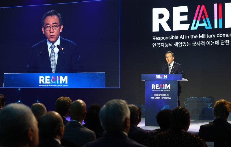 尹정부 ‘인공지능 국제규범’ 주도..10일 군사AI 방안 발표