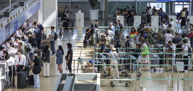 "올 추석 인천공항 국제선 일평균 20만명↑...역대최대"