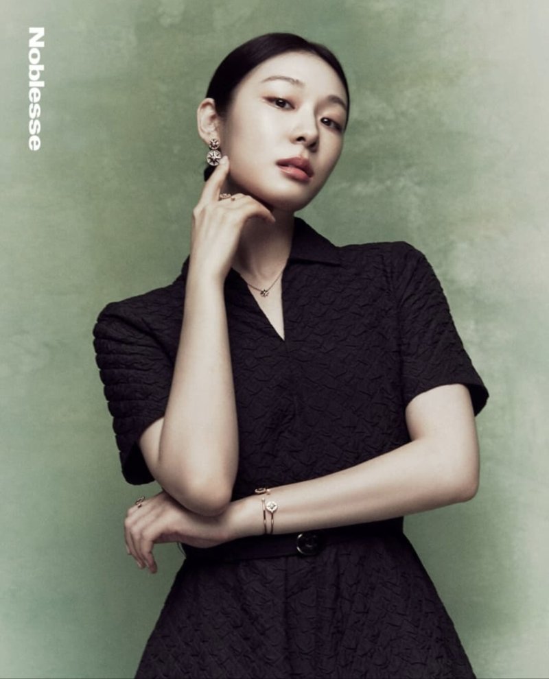 '고우림♥' 김연아, 시원하게 등 노출…관능미 철철