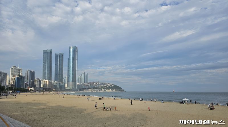 부산 해운대해수욕장 전경. (사진은 기사 내용과 직접적인 연관은 없음) 사진=변옥환 기자