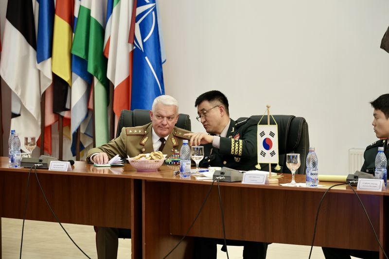 박안수 육군참모총장 "폴란드·루마니아 방문, 군사외교활동 펼쳐"