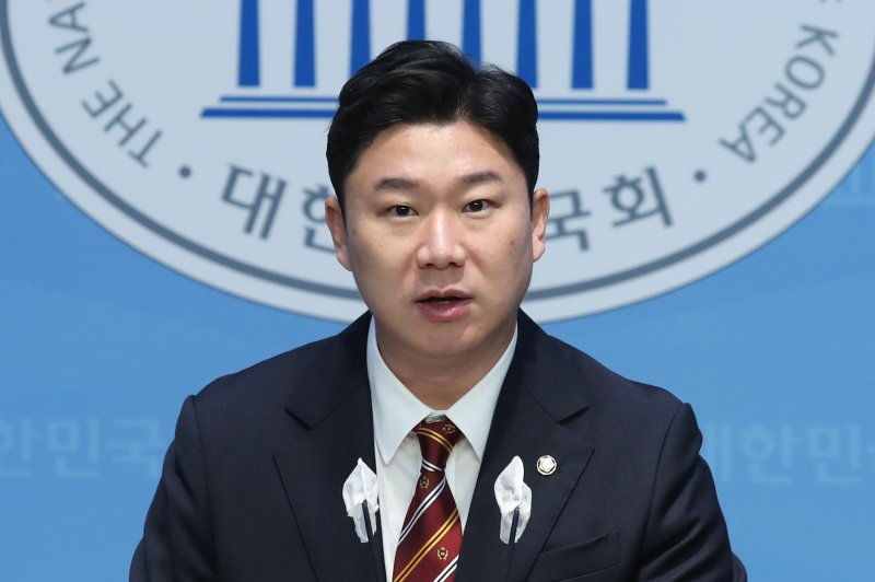 정몽규·홍명보·이임생 증인으로 국회 선다... 홍명보 감독, 논란 정면 돌파