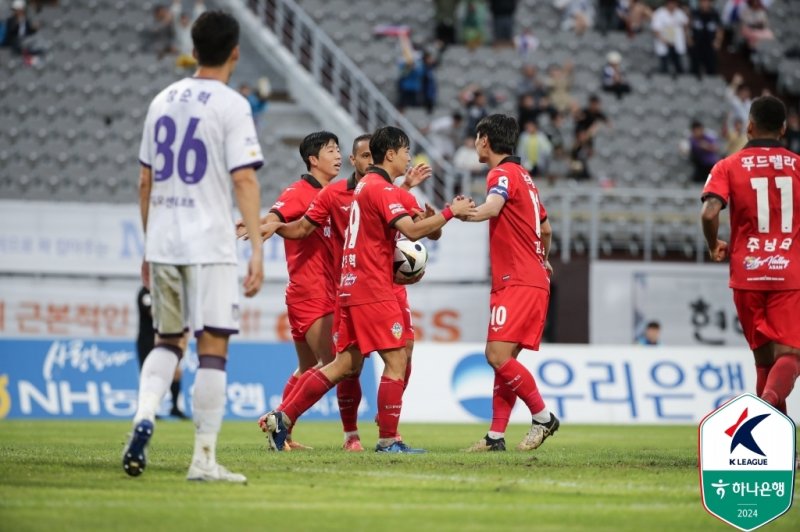 충남아산이 전남에 2-1 역전승을 거뒀다.(한국프로축구연맹 제공)