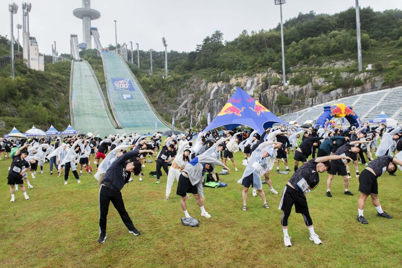 지난 22일 평창 알펜시아 스키점프대에서 열린 레드불 400대회. 강원개발공사 제공