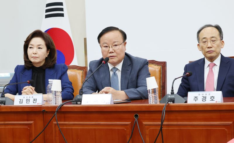 김재원 국민의힘 최고위원이 23일 여의도 국회에서 열린 최고위원회의에서 발언을 하고 있다. 사진=박범준 기자