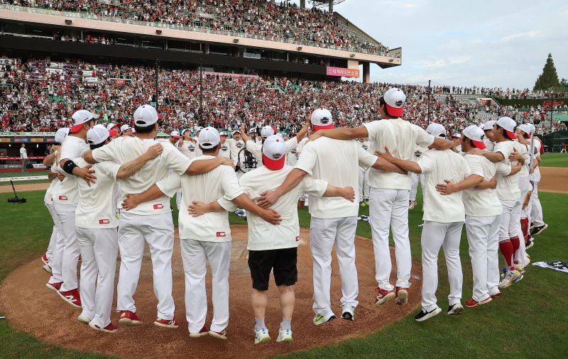"최대 10배까지" 프로야구 암표 기승... 경찰, KIA 등 인기 구단 암표 거래 집중 단속