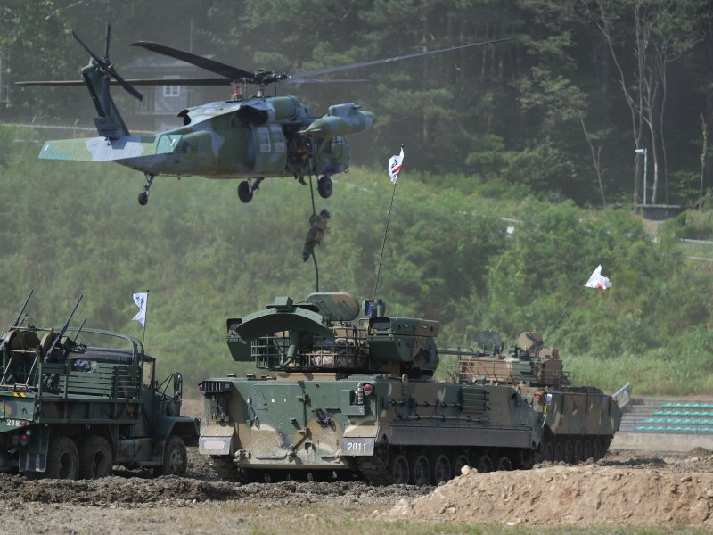 육군 '2024 지상군페스티벌' 계룡대서 개최 "드론봇 경연대회·수리온 조종사 체험" 등