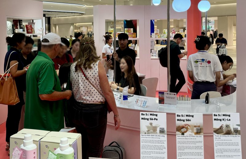 중소벤처기업부가 29일 동행축제 개막에 맞춰 베트남 하노이 L7에 '축제의 장'을 마련했다. ⓒ News1 이민주 기자