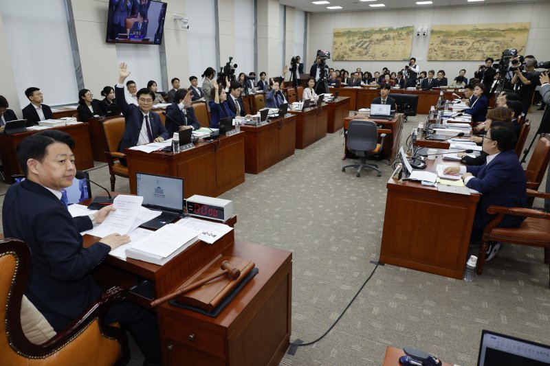 교육위, '김건희 여사 논문 표절의혹' 증인 교수 동행명령장 발부