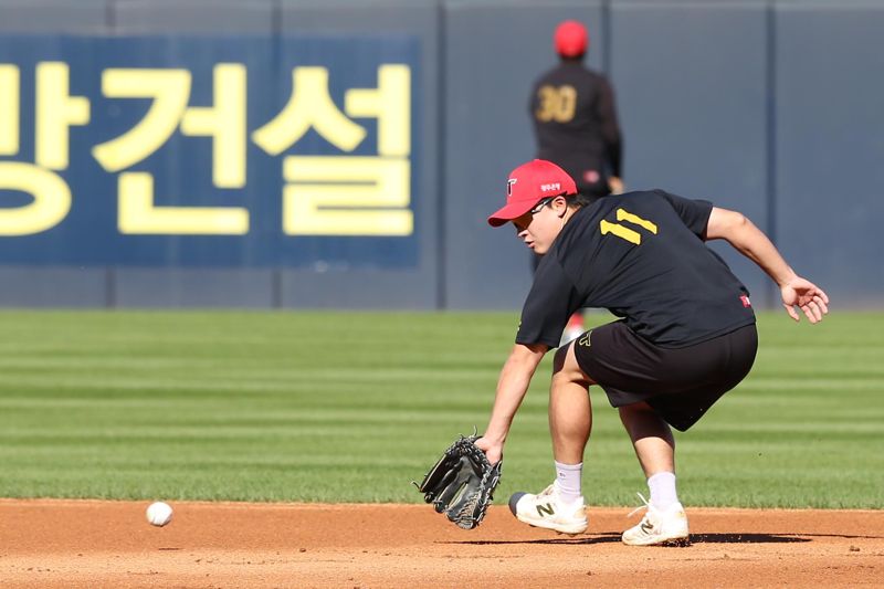 상무전 22안타 폭발 … 윤도현‧김두현도 좋다. 완벽한 KIA 타선 누굴 빼야하나