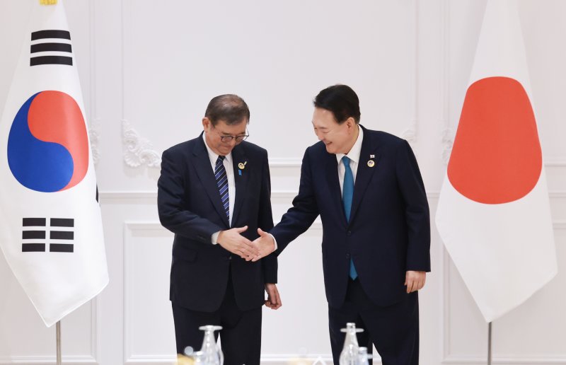 日총리 1월 방한한다..사도광산 갈등 와중에도 셔틀외교