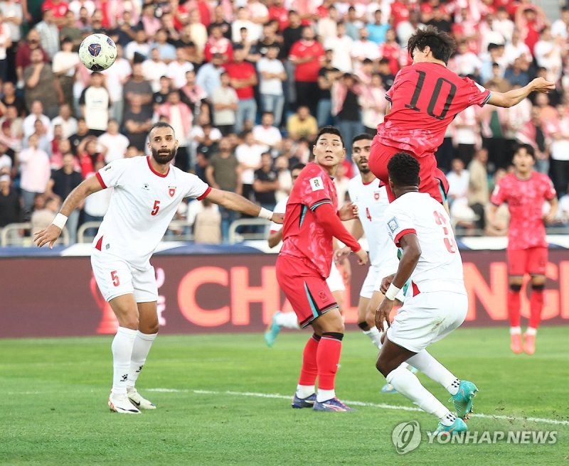 이재성이 요르단전에서 선제골을 터트리고 있다. 연합뉴스