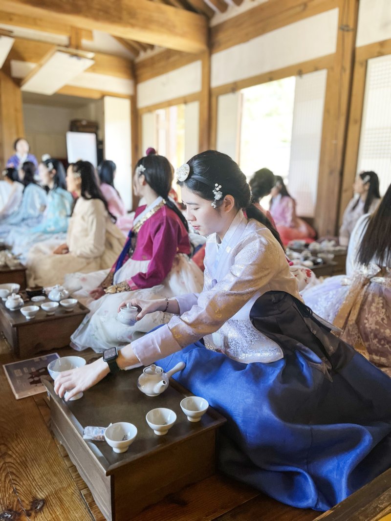 외국인 승무원 자료사진. 대한항공 제공