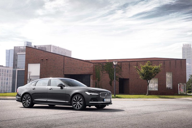 [서울=뉴시스] 볼보 S90 (사진=볼보) 2024.10.16 photo@newsis.com *재판매 및 DB 금지