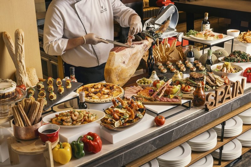 JW메리어트동대문스퀘어서울이 선보이는 '스페니시 뷔페'.(JW메리어트동대문스퀘어서울 제공)
