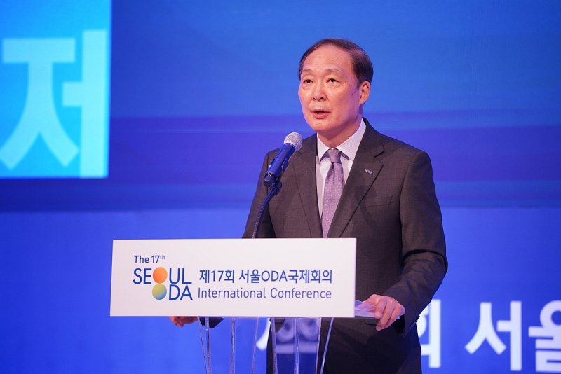 장원삼 한국국제협력단(코이카) 이사장 개회사 하는 장원삼 한국국제협력단 이사장 (서울=연합뉴스) 4일 서울 중구 롯데호텔에서 열린 '제17회 서울 공적개발원조(ODA) 국제회의'에서 장원삼 한국국제협력단 이사장이 개회사를 하고 있다. 2024.9.4 [한국국제협력단 제공. 재판매 및 DB 금지] photo@yna.co.kr (끝)