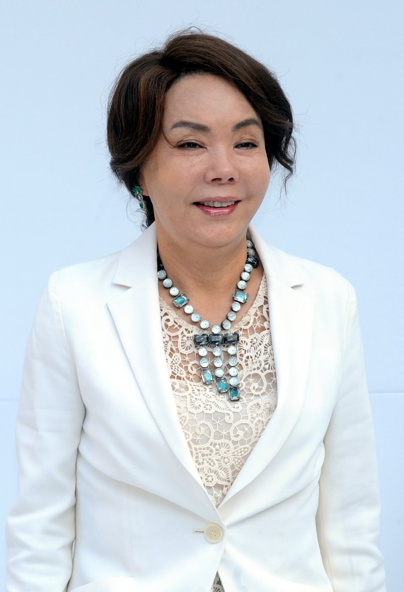 김수미