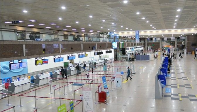 김해공항 대합실. 부산시 제공