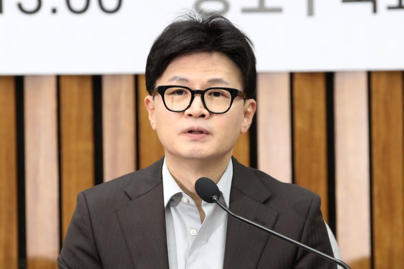 한동훈 "의대생 자율휴학 허용 환영…여야의정 협의체 의료계 참여 결단해주길"