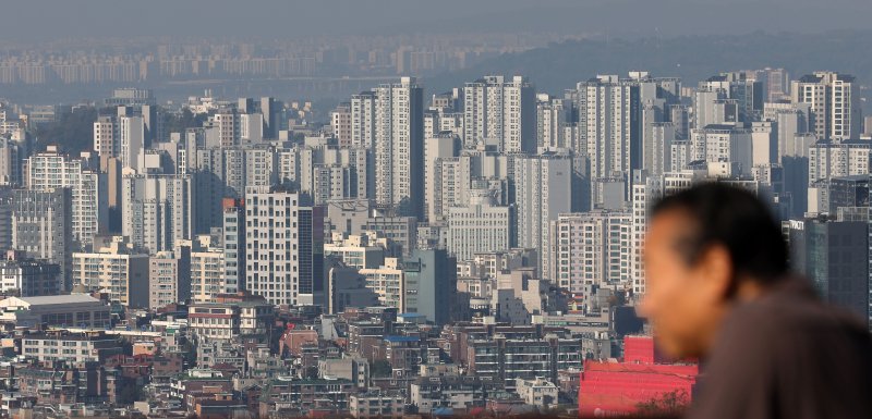 대출규제에 서울 아파트값 상승폭 3주째 줄어...전세 상승폭도 축소