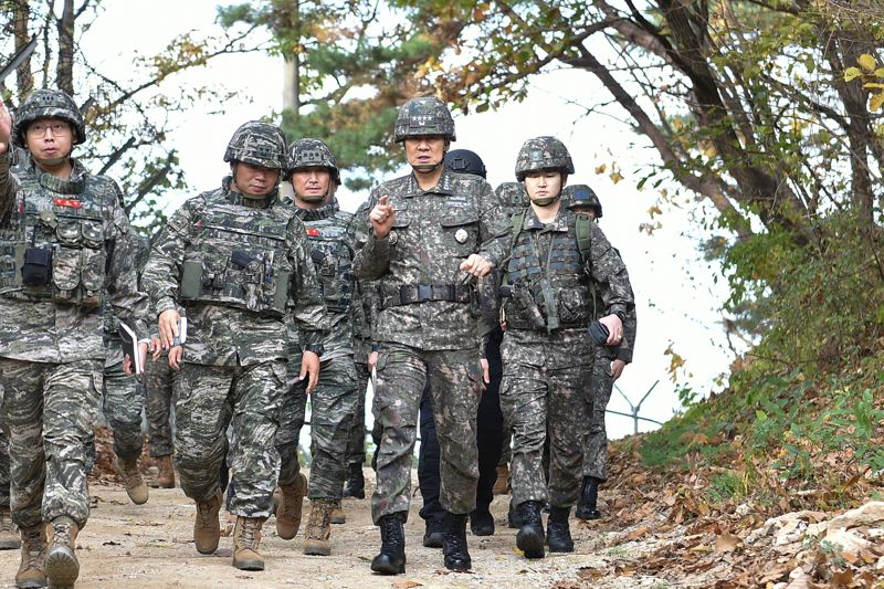 합참의장, 해병2사단 찾아 대비태세 현장점검 "적 도발시 즉각 행동"