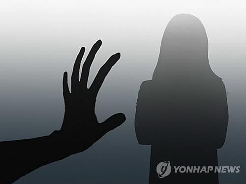 "슬리퍼 신은 발가락에 흥분"...대낮에 여고생 노린 '이상성애자'