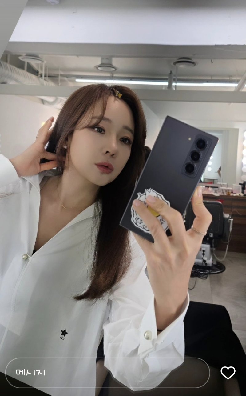 소유진, ♥백종원 4천억 주식부자 등극 후 근황…물오른 미모