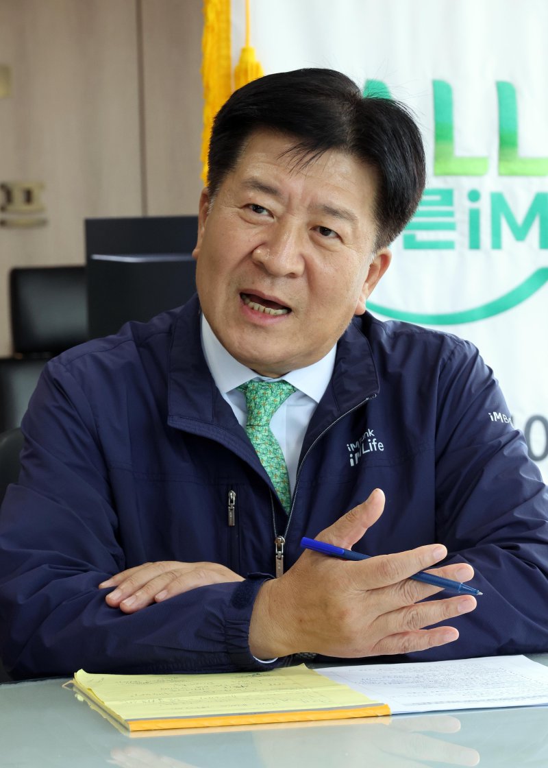 김성한 iM라이프 대표는 11일 "변액보험 자산 및 치매·간병·종신 상품 라인업 확대를 통해 '시니어 토탈케어 보험사'로 나아갈 계획"이라고 말했다. 사진=박범준 기자