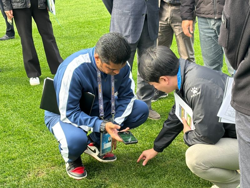 광주광역시는 아시아축구연맹(AFC)에서 아시아챔피언스 엘리트(ACLE) 5차전 홈경기 개최 가능 여부를 판단하기 위해 지난 8일 광주월드컵경기장에 대한 실사<사진>를 벌여 홈경기 개최를 확정했다고 12일 밝혔다. 광주광역시 제공