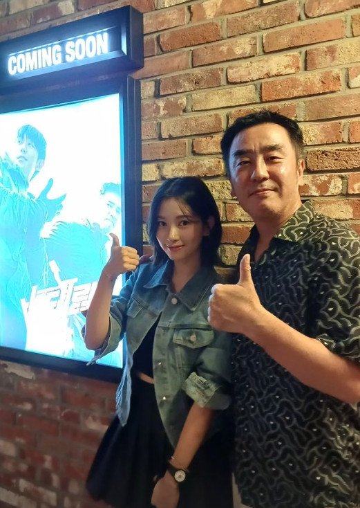 [서울=뉴시스] 갈소원, 류승룡. (사진=인스타그램 캡처) 2024.09.13. photo@newsis.com *재판매 및 DB 금지