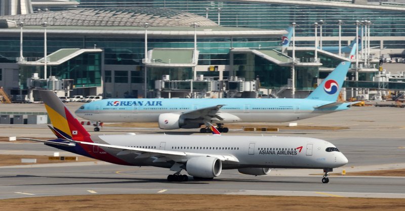 인천국제공항 전망대에서 바라본 계류장의 모습. 뉴스1