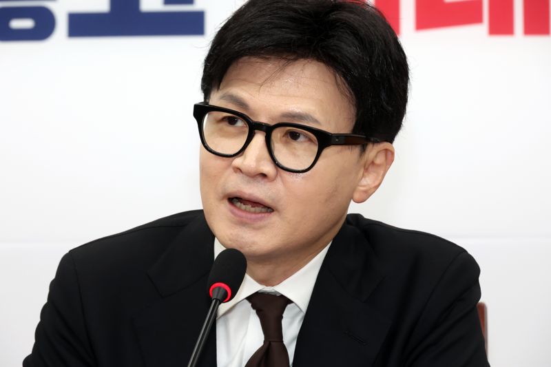 [영상] 한동훈 “판사 겁박 당의 대응, 단호하고 강력하게”