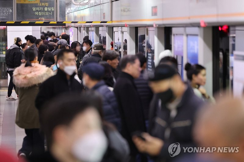 "결국 터졌다"...서울지하철 1~8호선 파업 가결, 찬성률 70.55%